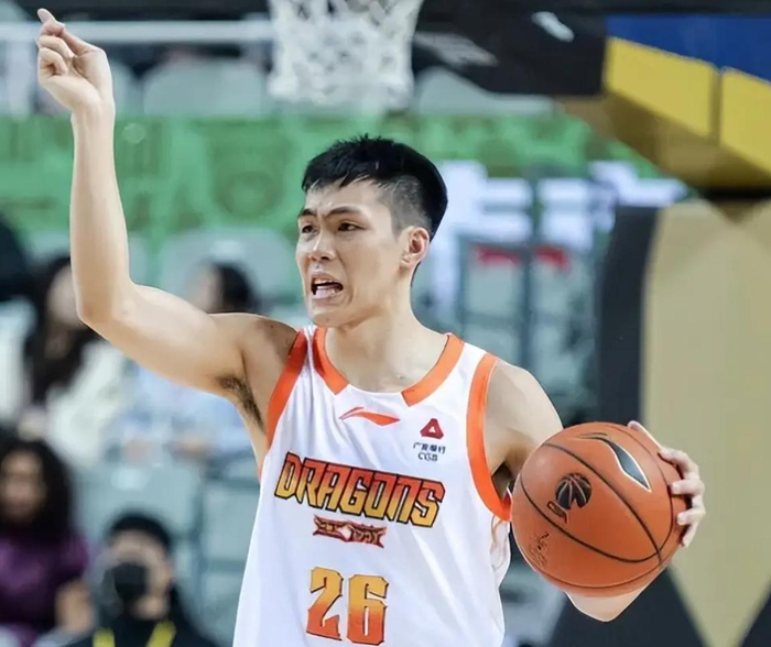 cba常规赛mvp争夺战：庞峥麟、张镇麟等四人激烈